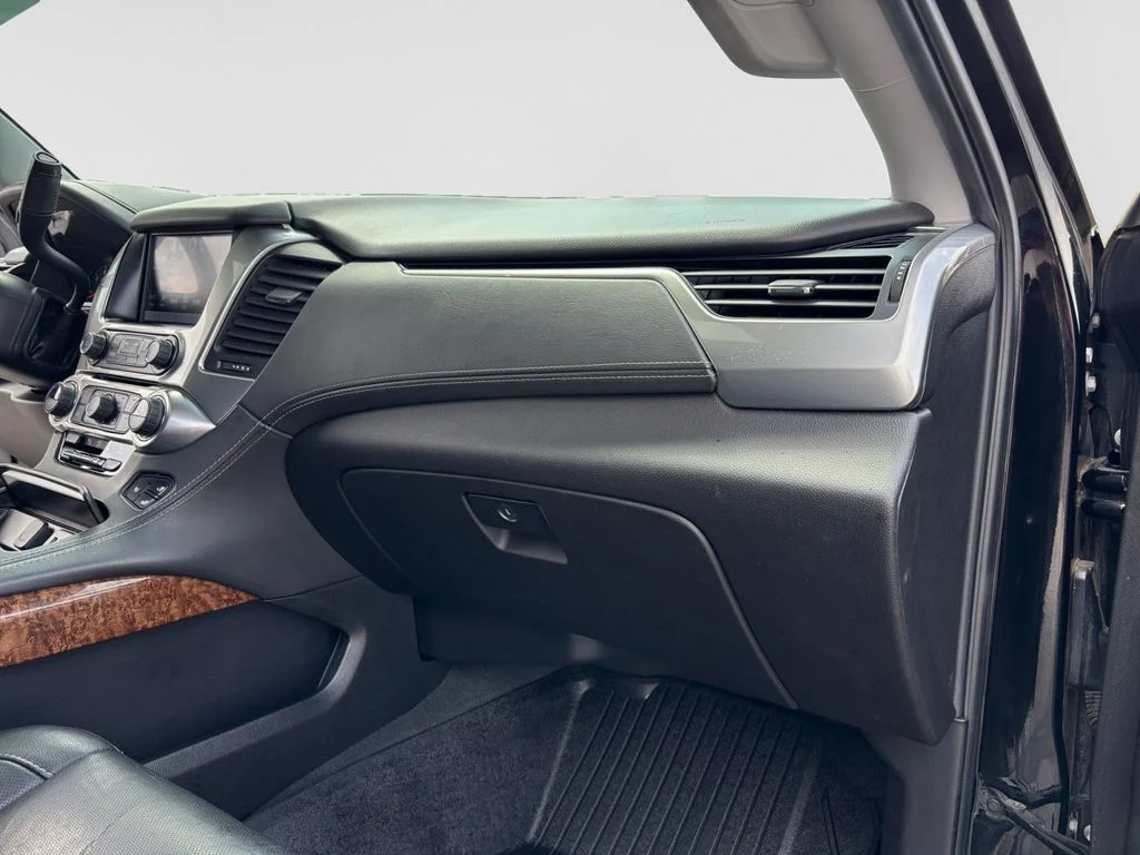 Used 2019 Black Chevrolet Premier image 51