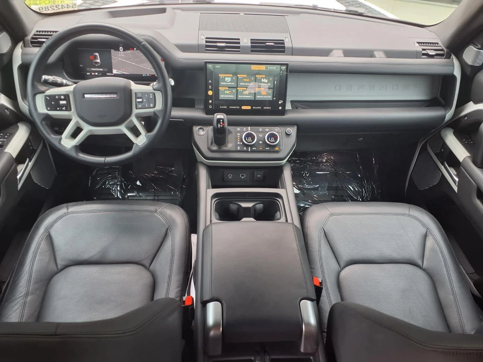 Certified Used 2024 Fuji White Land Rover S image 18