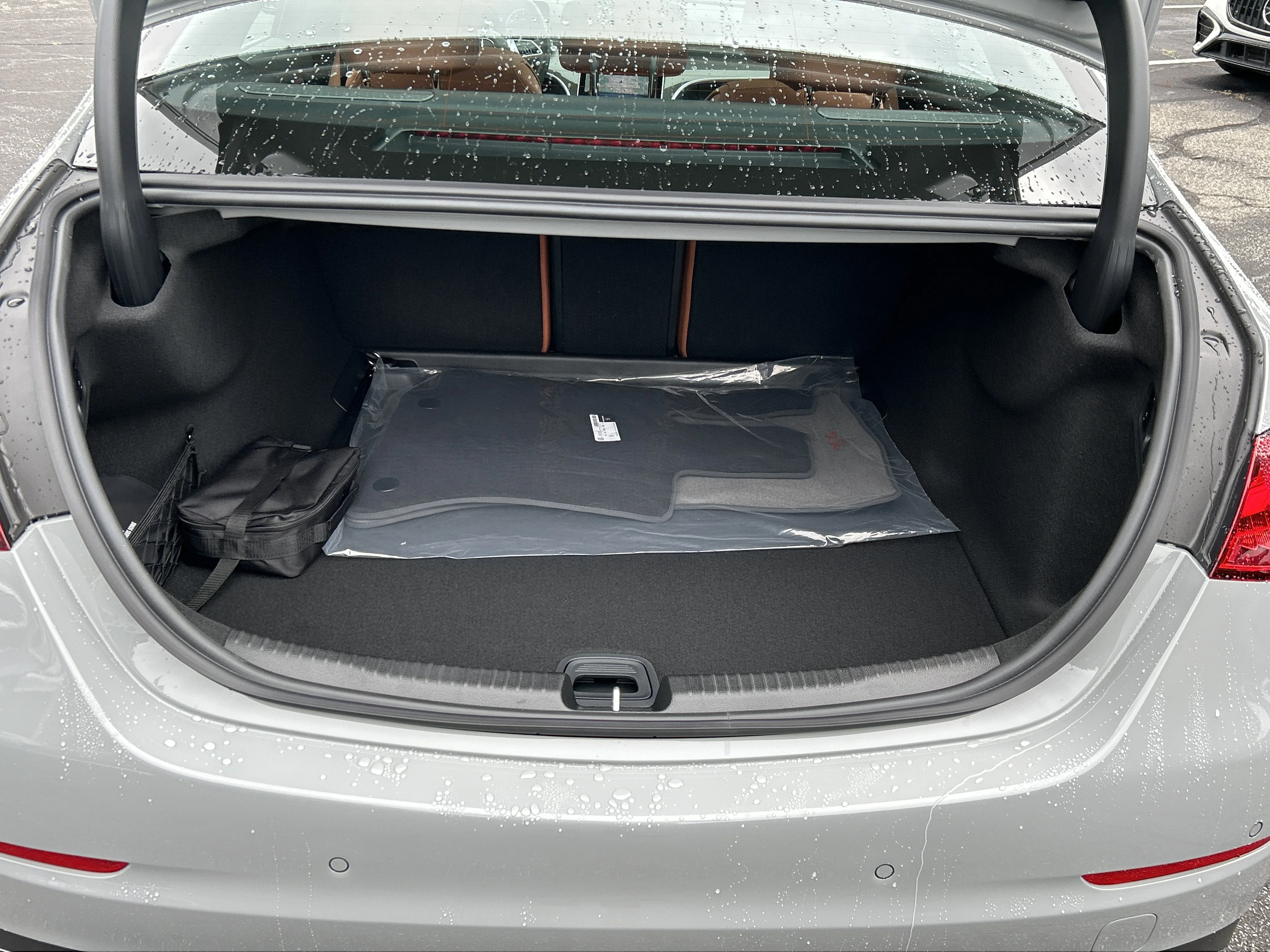 New 2026 MANUFAKTUR Alpine Grey Mercedes-Benz C 300 4MATIC® Sedan image 9