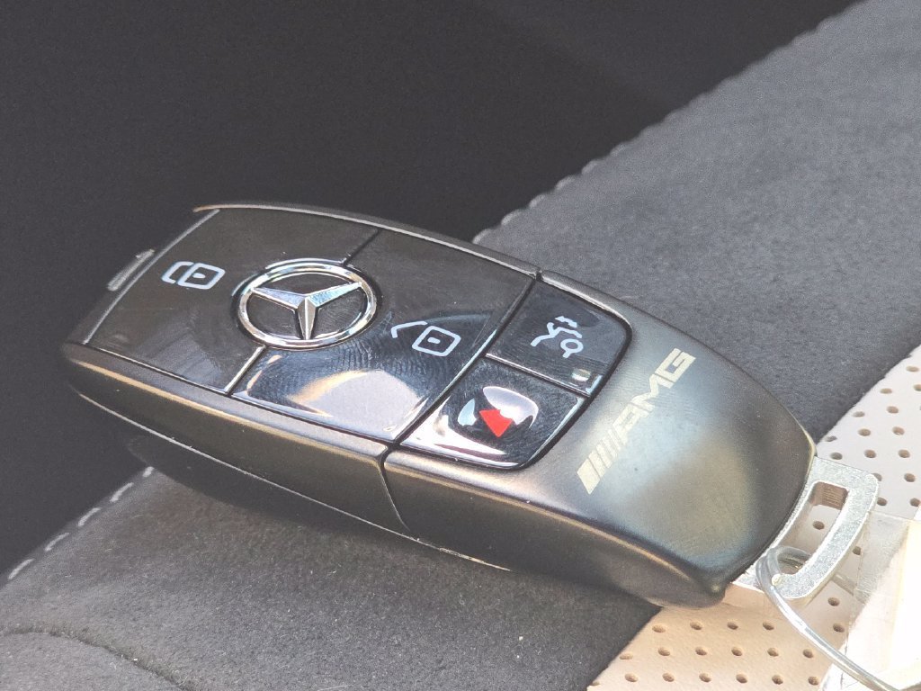 New 2026 Twilight Blue Metallic Mercedes-Benz GLE 53 AMG® image 80