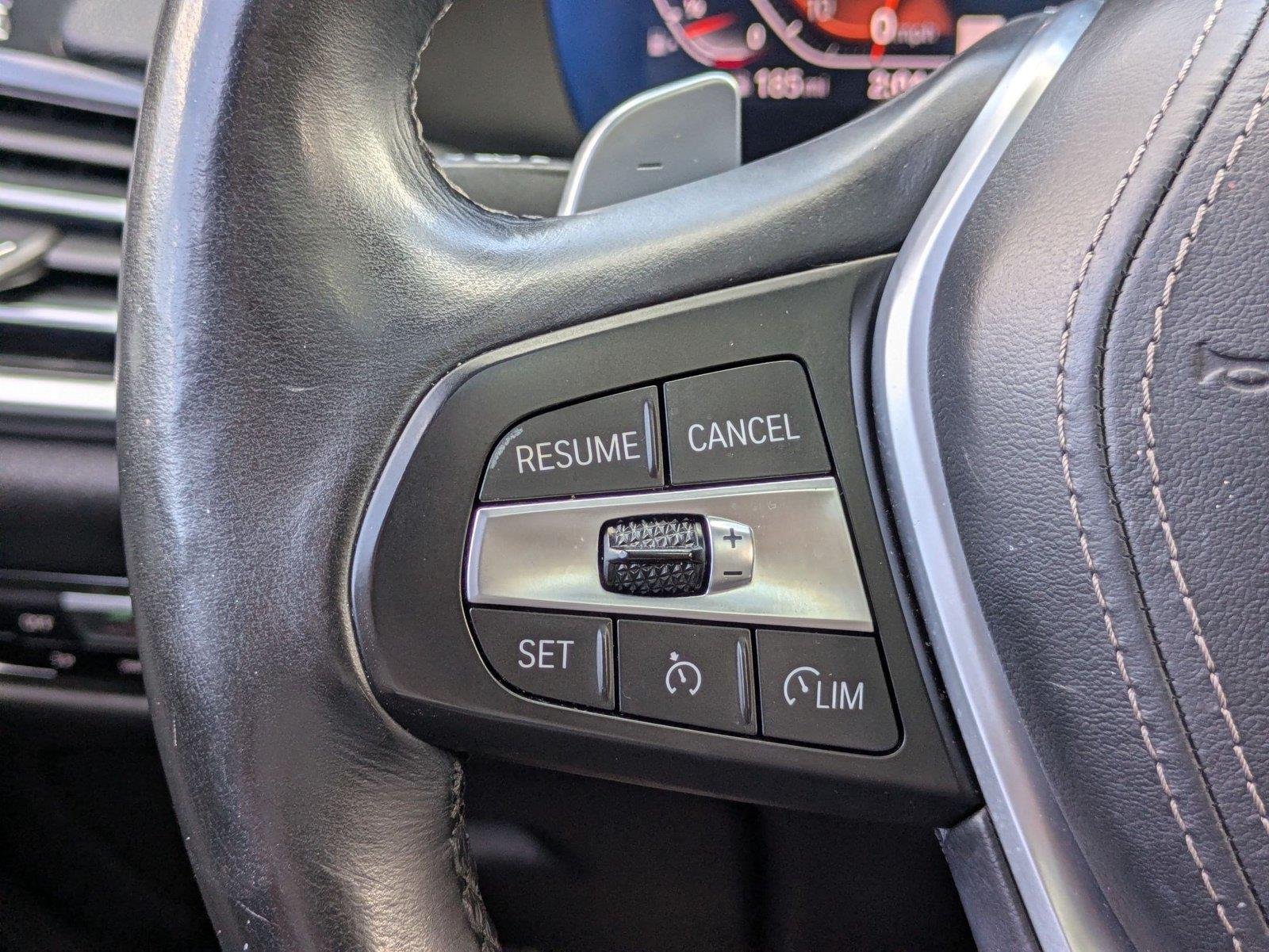 Used 2019 Mineral White Metallic BMW xDrive40i image 17