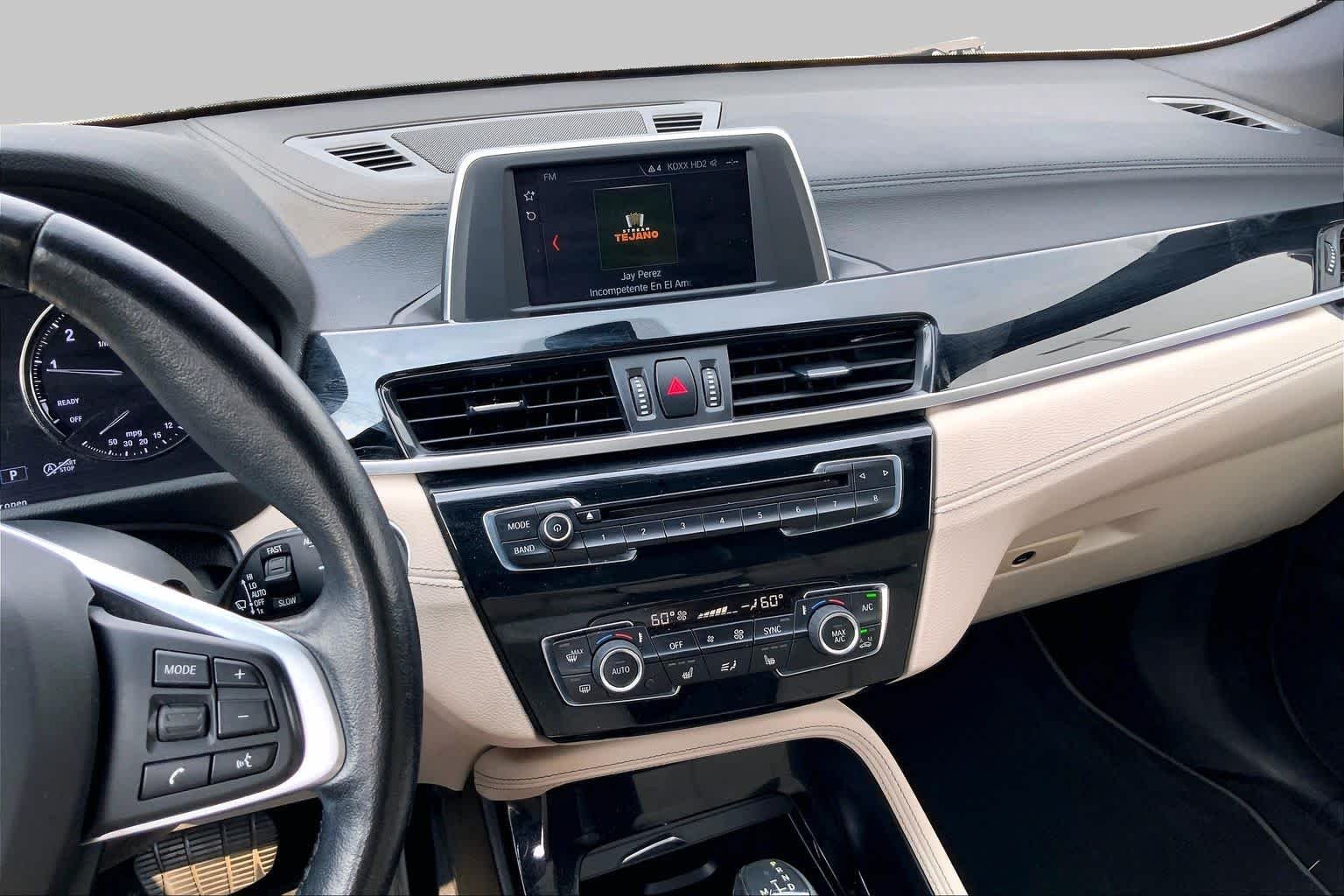 Used 2018 Alpine White BMW sDrive28i image 7