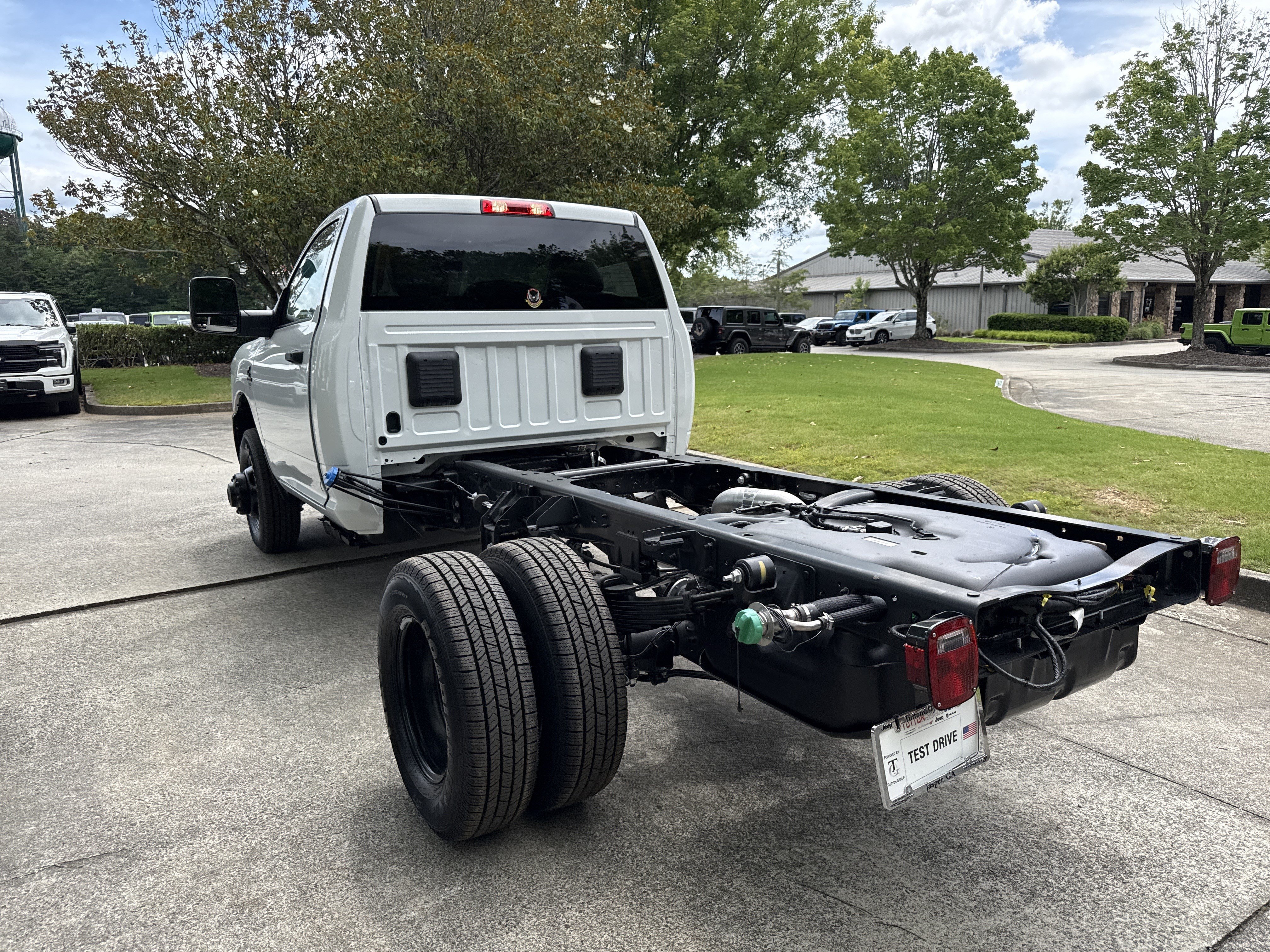 New 2026 Bright White Clearcoat RAM Tradesman image 5
