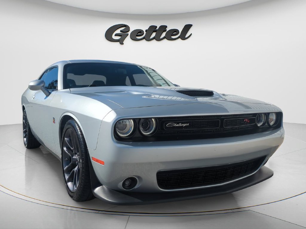 Used 2023  Dodge R/T Scat Pack image 1