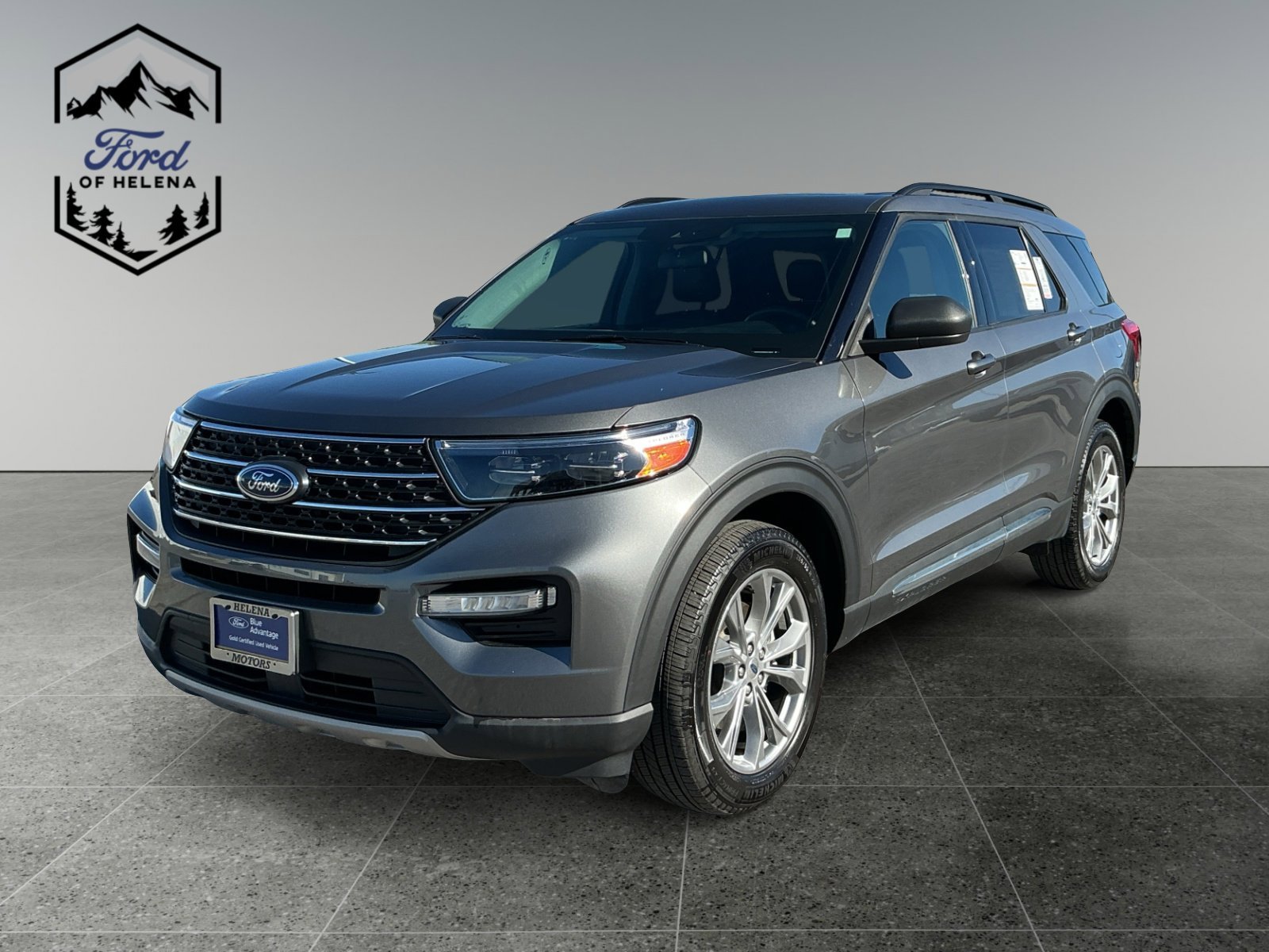 2023 Ford Explorer XLT 4WD's photo