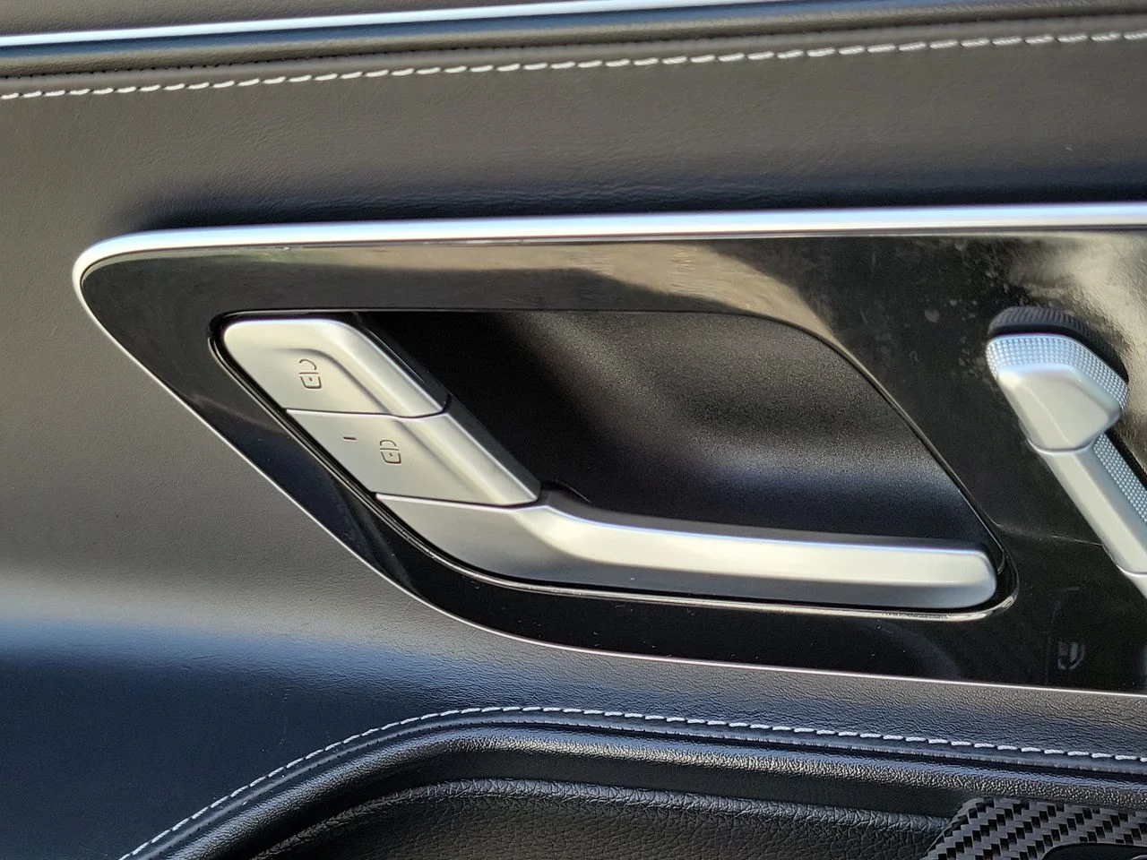 Certified Used 2022 White Mercedes-Benz SL 63 AMG® image 18