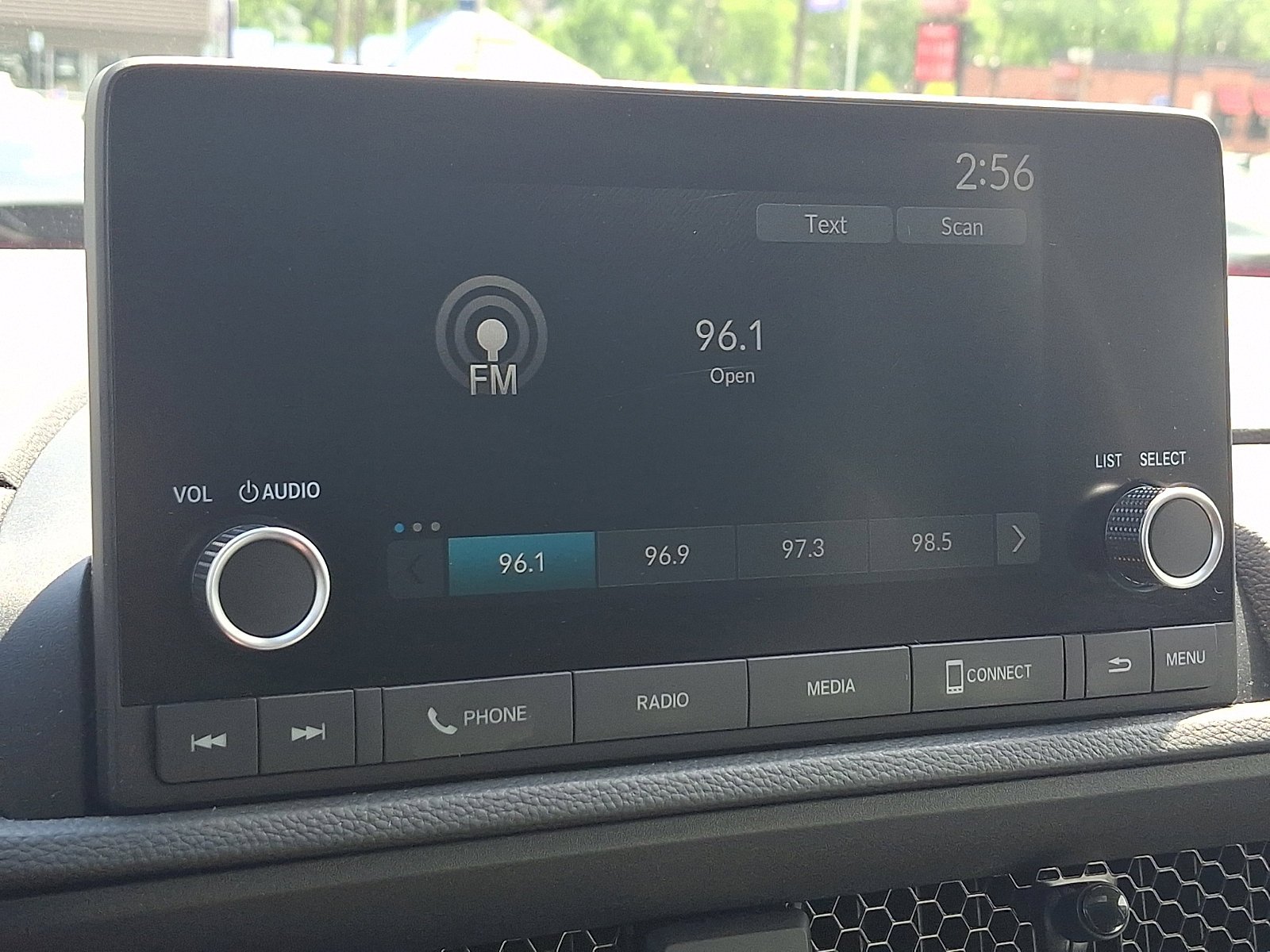 2025 Honda CR-V EX - Photo 17