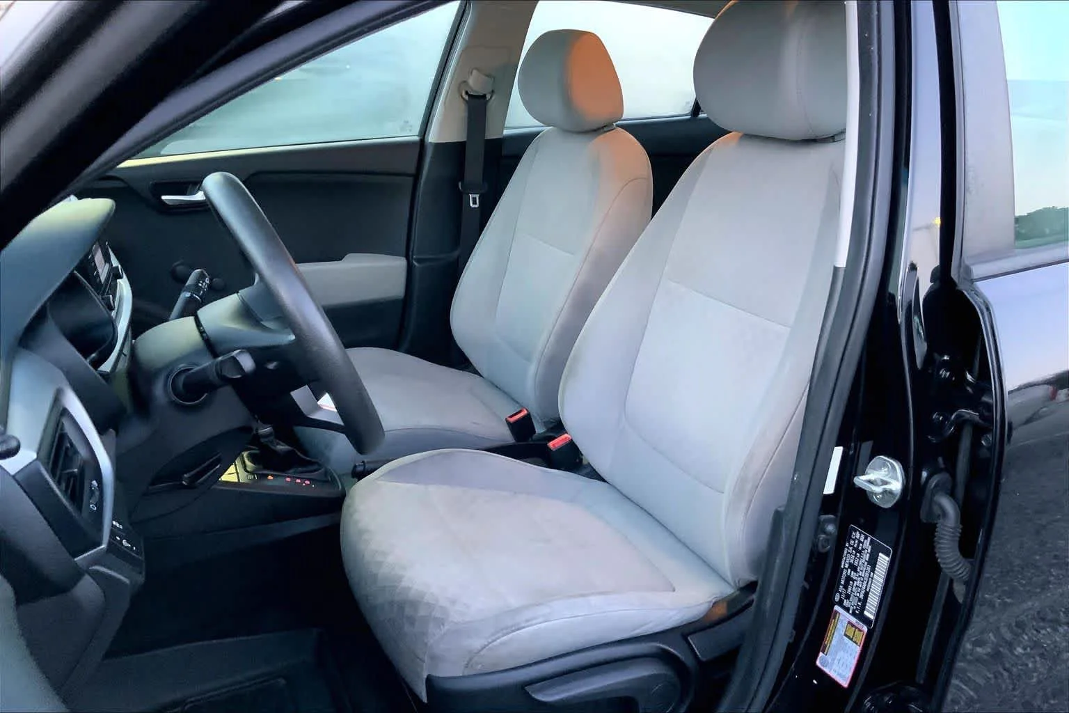 Used 2018 Aurora Black Kia LX image 8