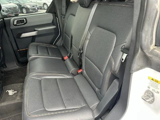 Used 2023 White Ford Badlands image 34