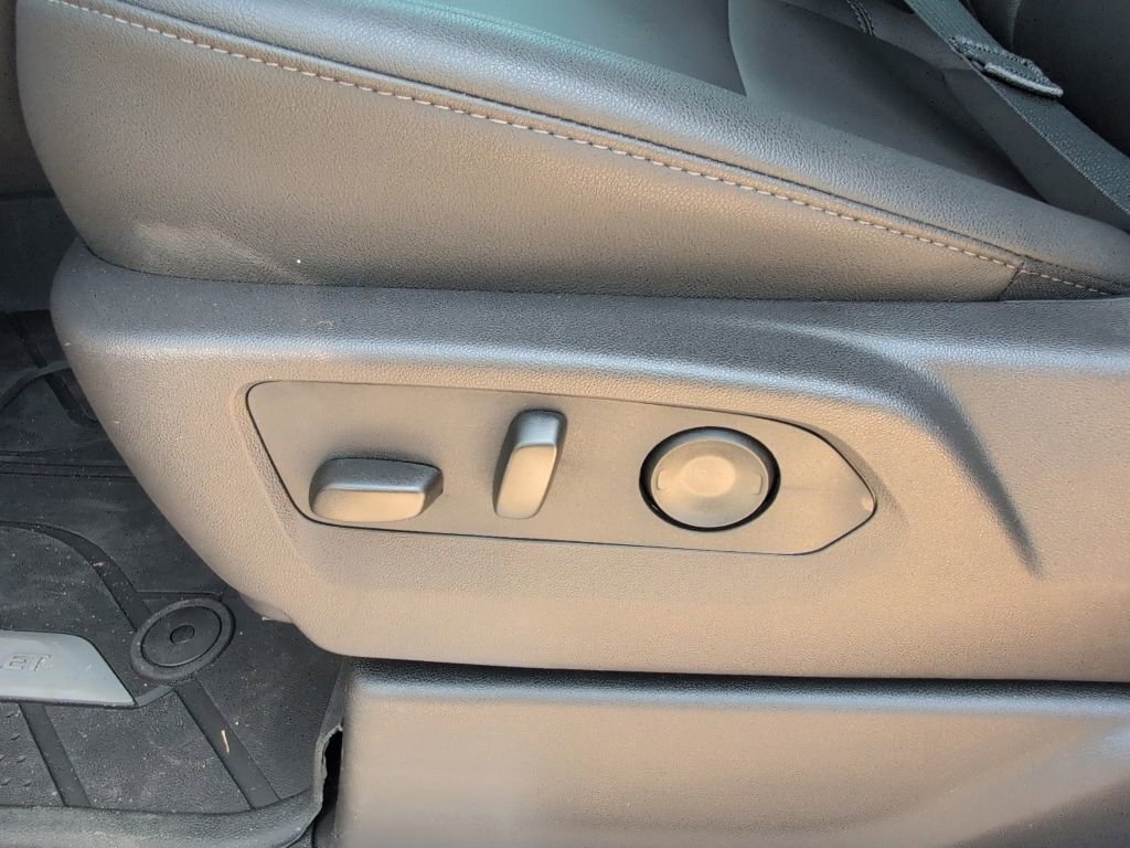 New 2026 Sterling Gray Metallic Chevrolet RST image 13