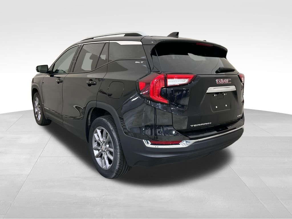 Used 2024 Black GMC SLT image 3