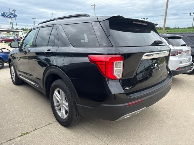 Used 2024 Black Ford XLT image 3