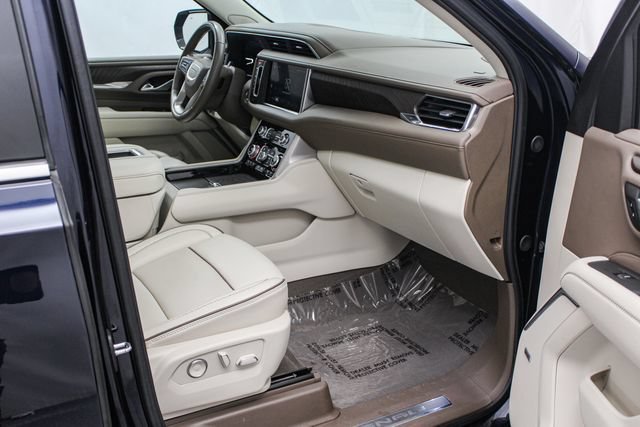 2024 GMC Yukon XL Denali - Photo 18