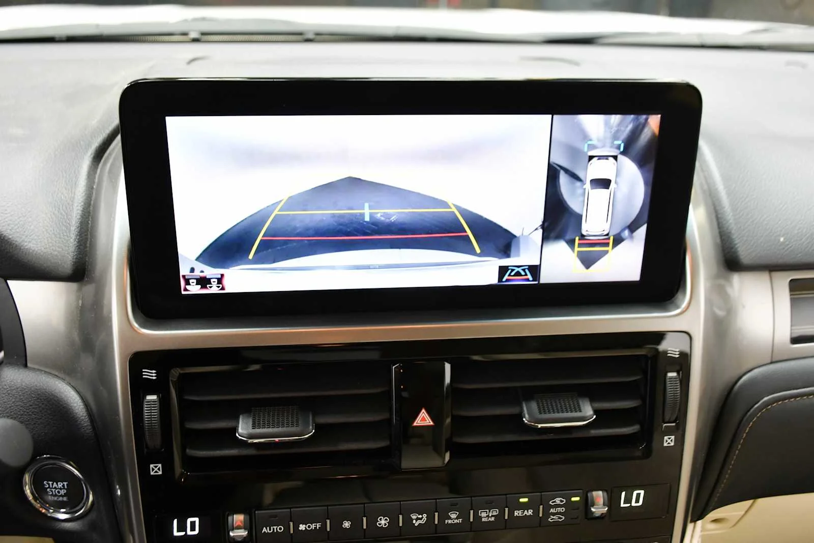 Used 2022 Starfire Pearl Lexus Luxury image 21