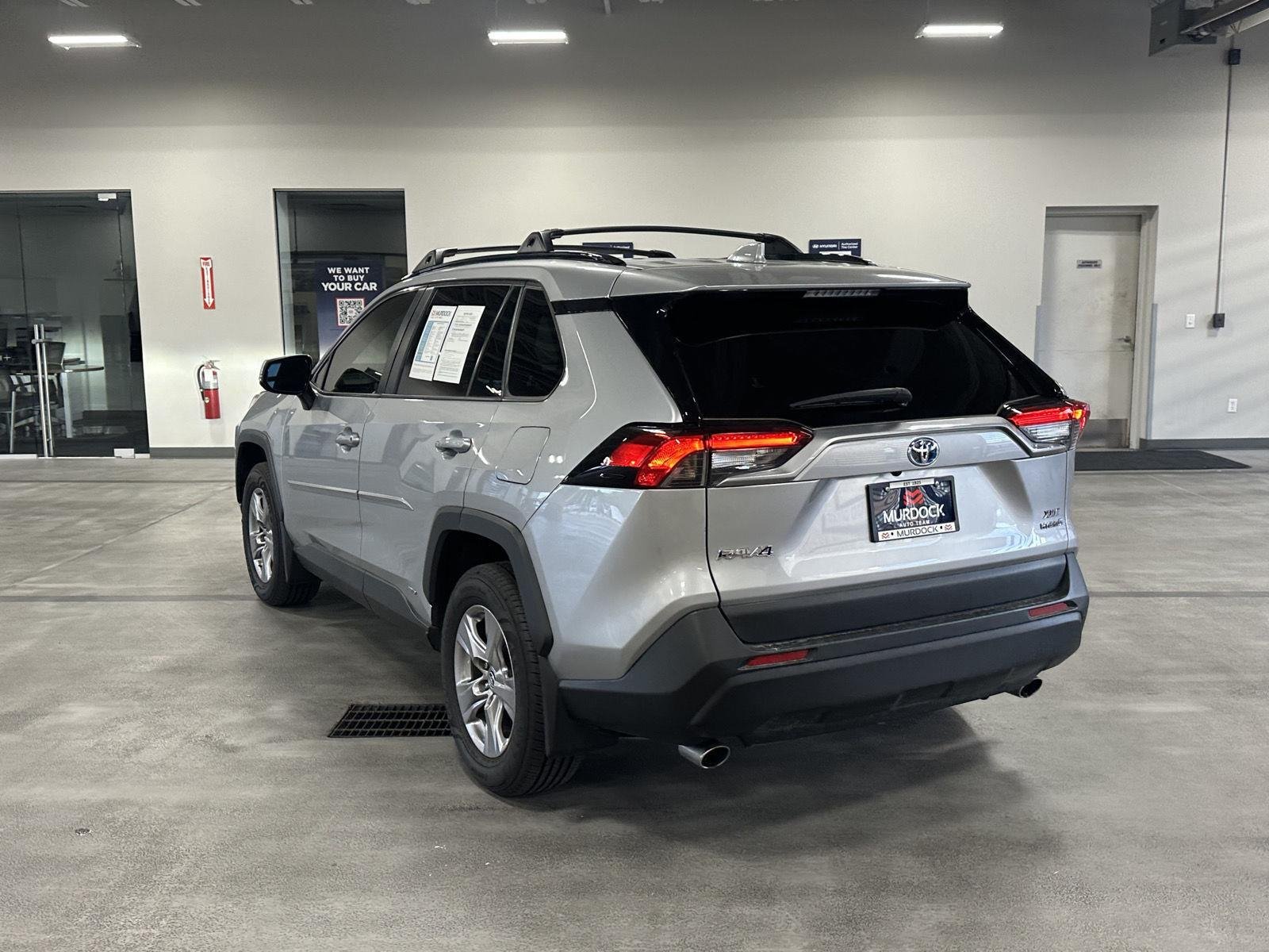 2024 Toyota RAV4 XLE - Photo 10