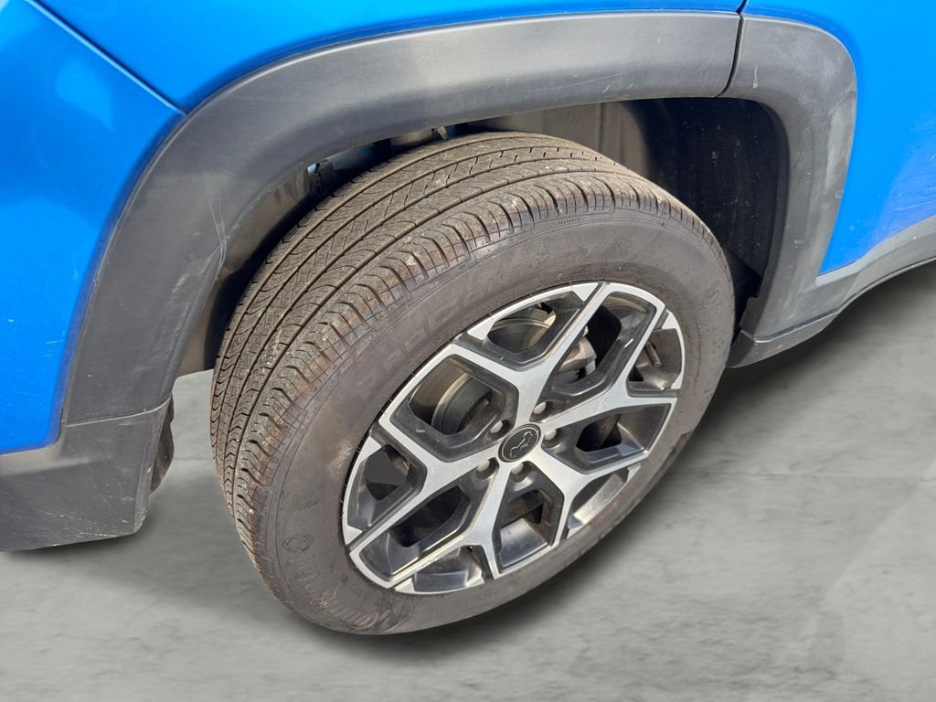Used 2025 Blue Jeep Limited image 9
