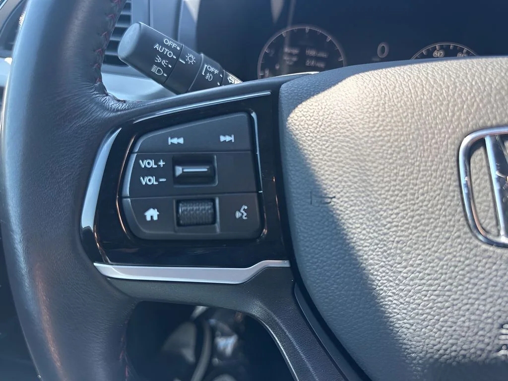 Used 2025 White Honda Sport-L image 17