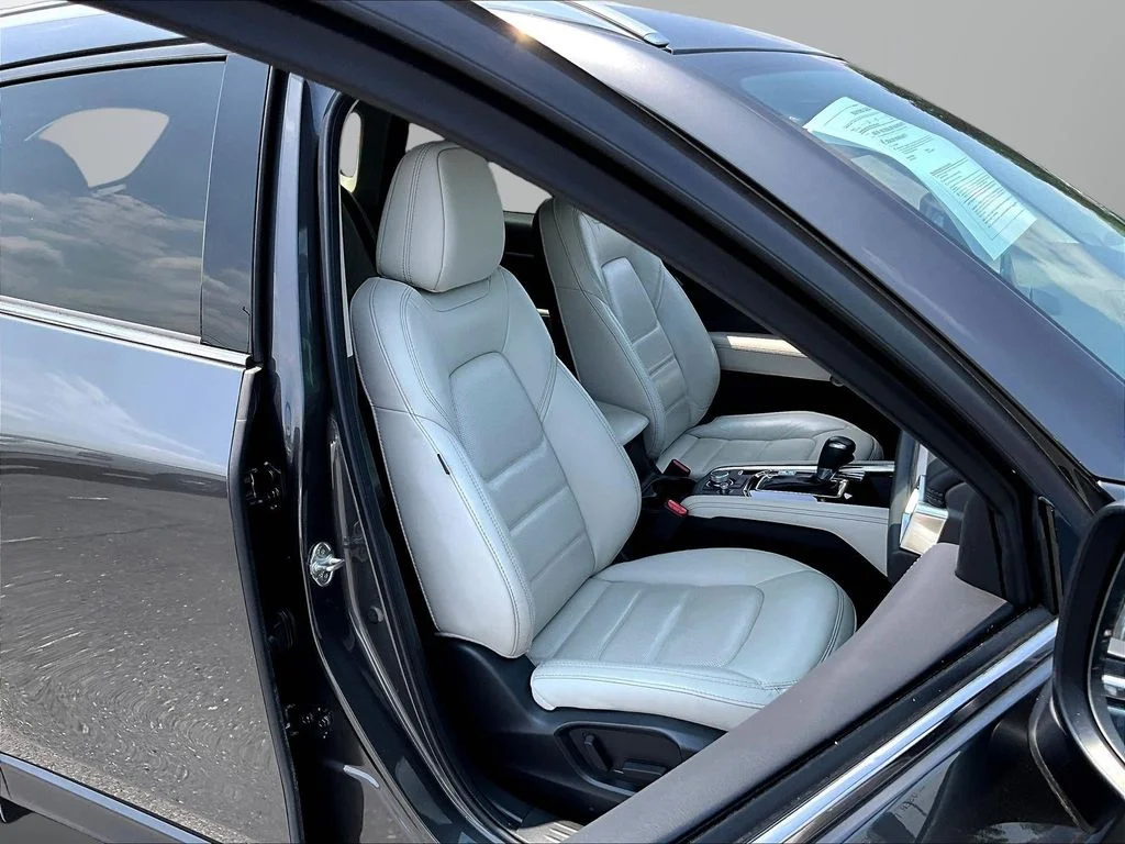 Used 2021 Machine Gray Mazda Grand Touring image 31