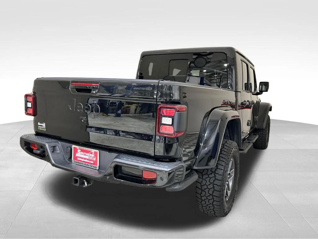 Used 2021 Black Jeep Overland image 7