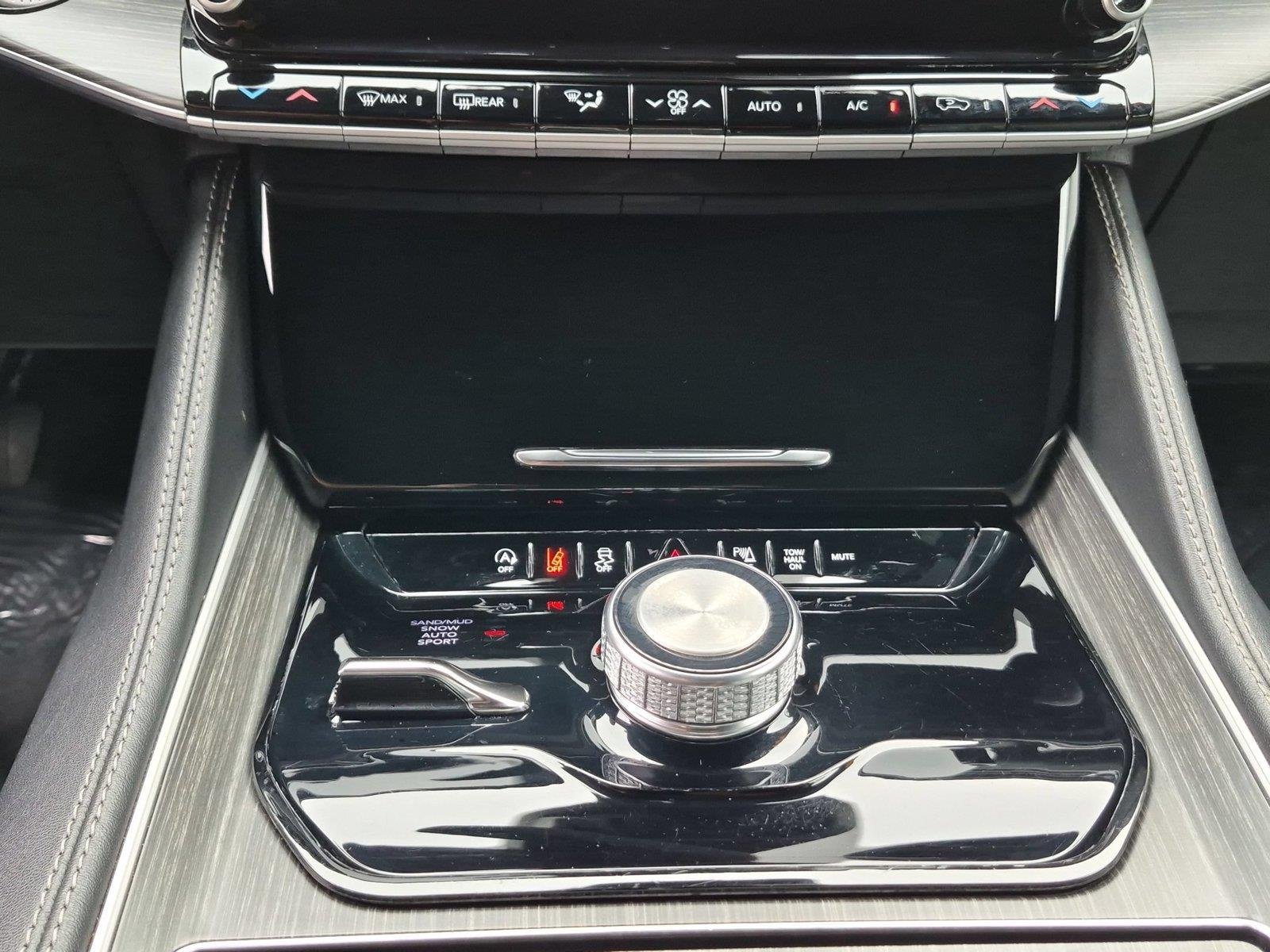 Used 2024 Velvet Red Pearlcoat Jeep Series II image 27