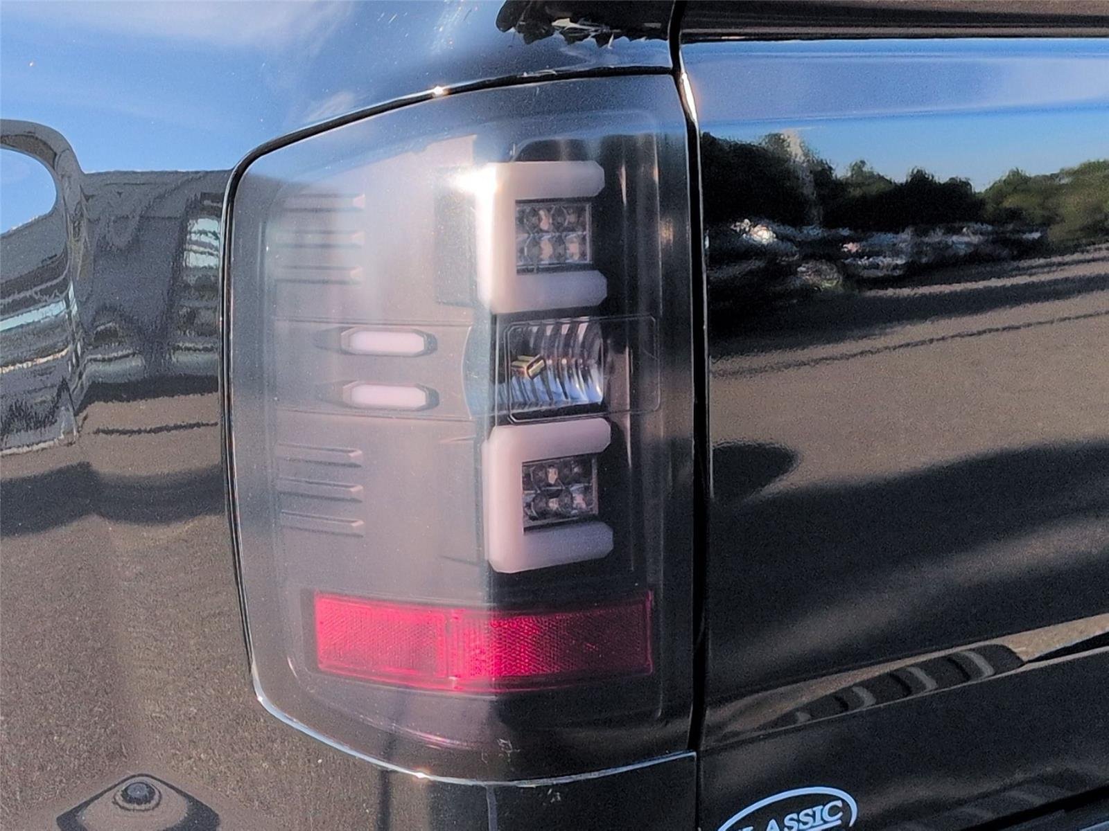 Used 2015 Black Chevrolet LT image 12