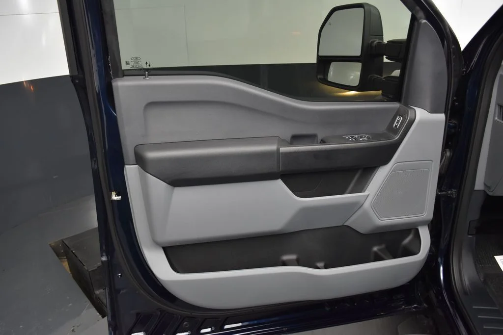 2025 Ford F-250 Super Duty XL - Photo 14