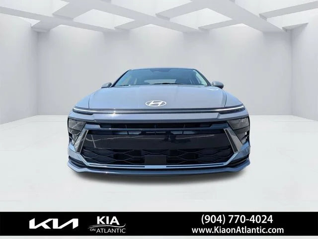 Used 2025 Blue Hyundai SEL image 8