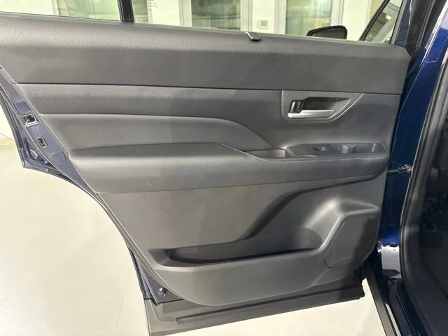 Used 2024  Toyota XLE image 17