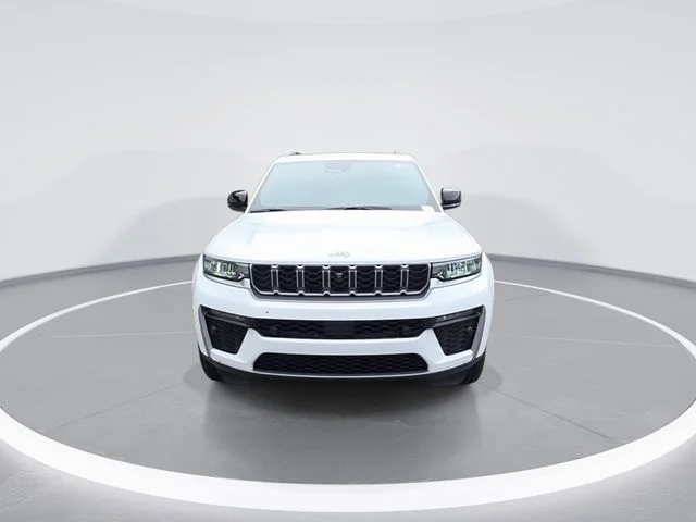 Used 2026 White Jeep Limited image 3