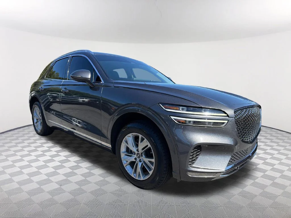 Used 2022 Gray Genesis 2.5T image 3