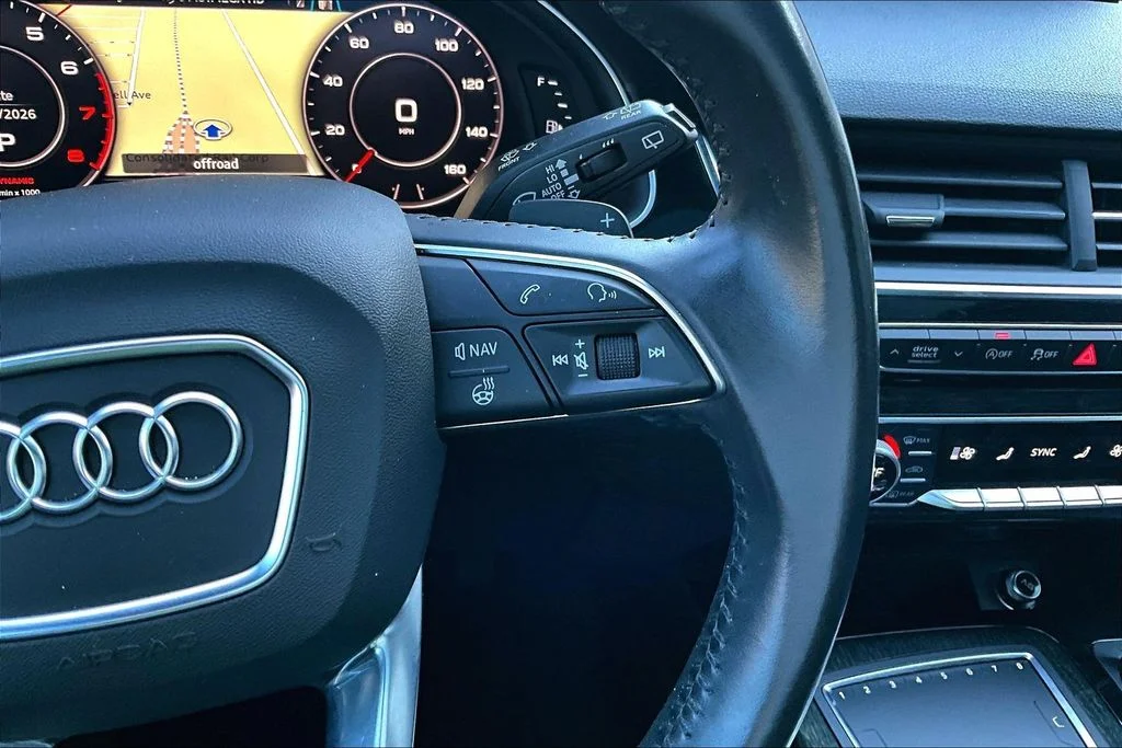 Used 2019 Gray Audi 55 Prestige image 12