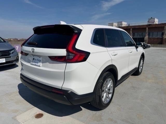 Used 2023 White Honda EX image 7