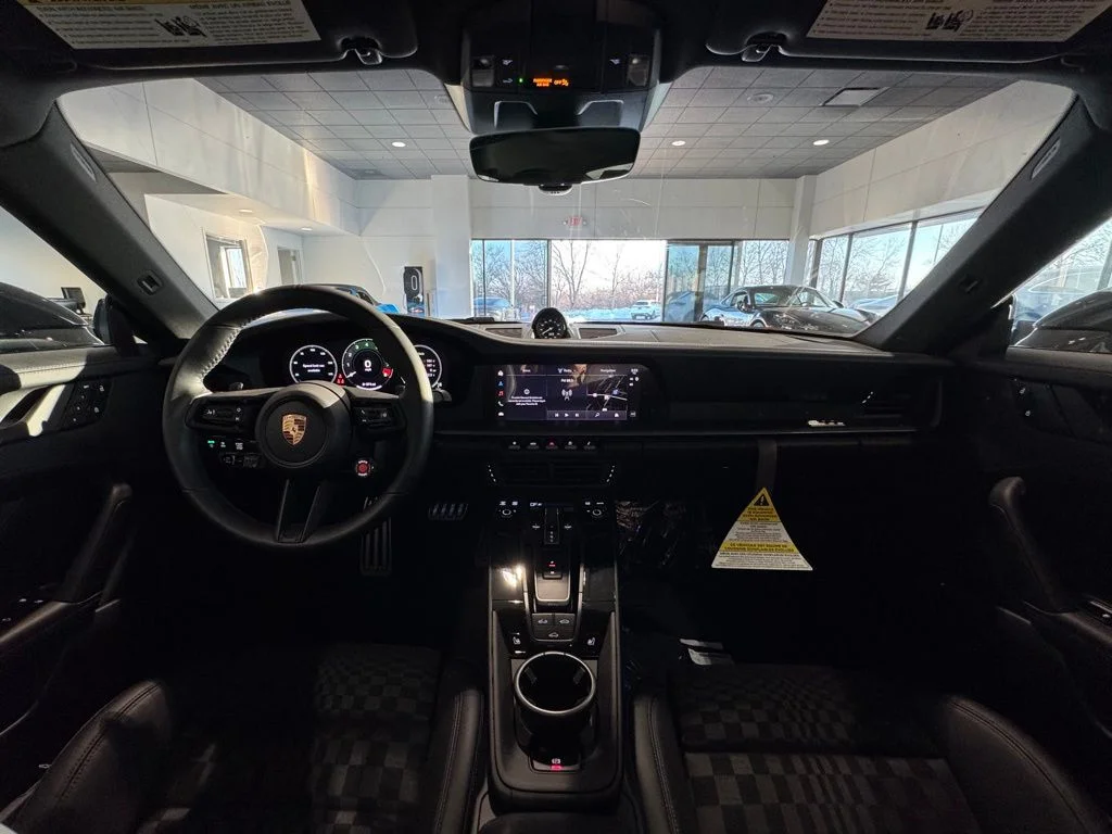 2026 Porsche 911 - Photo 30