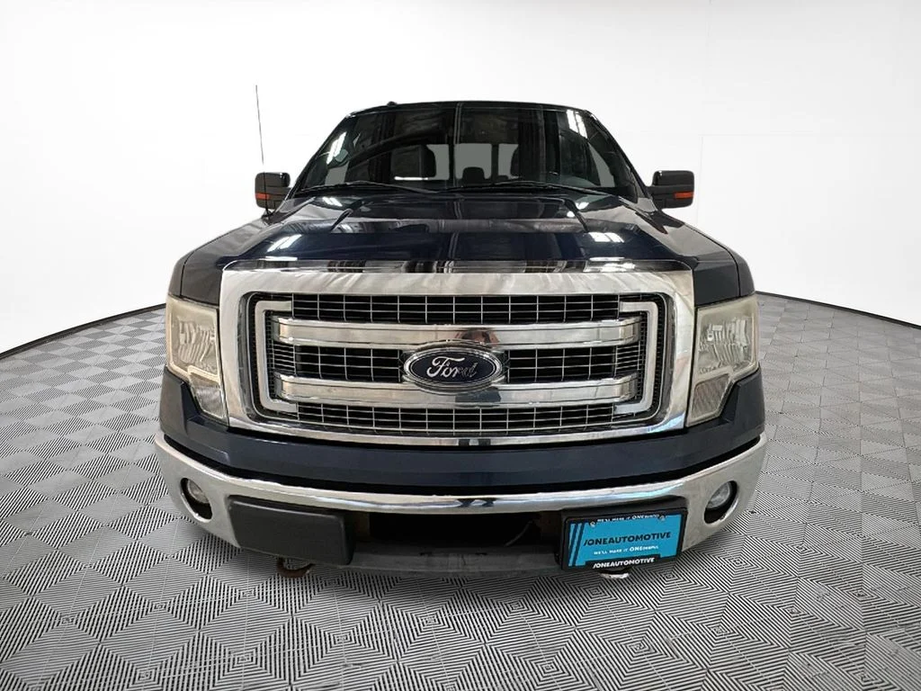 Used 2013 Blue Ford XLT image 3