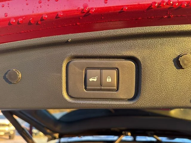 New 2026 Scarlet Ember Tintcoat / Super Black Two-tone Nissan Platinum image 36