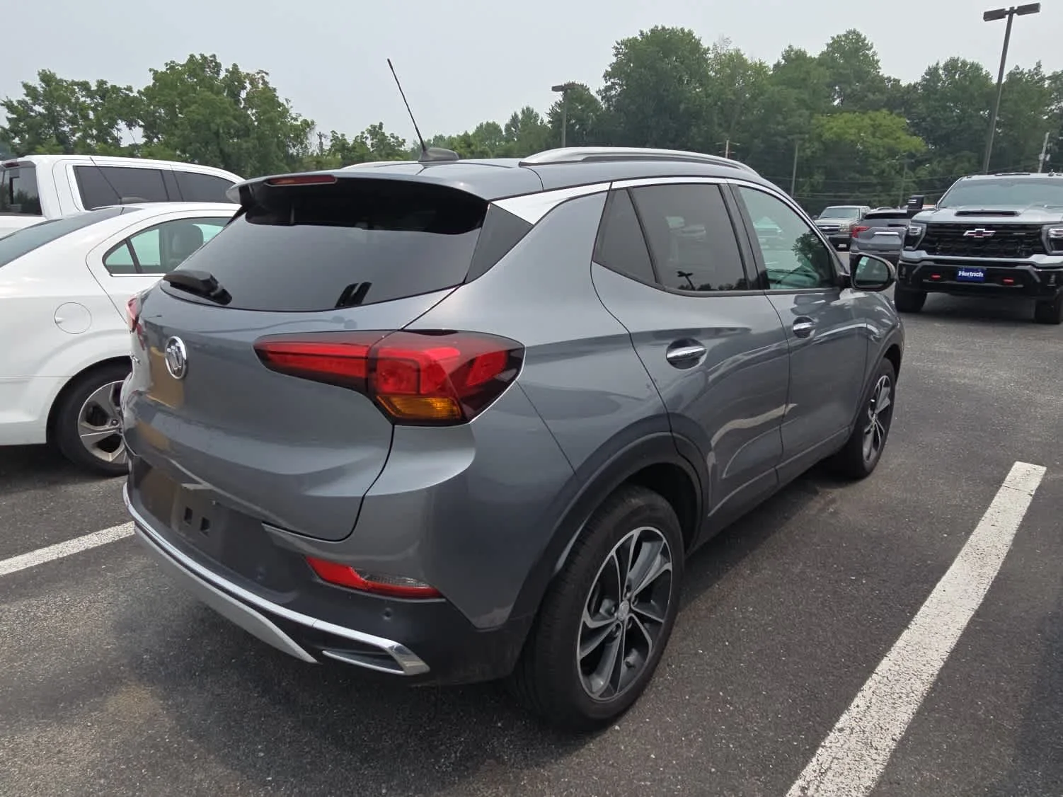 Used 2020 Satin Steel Metallic Buick Essence image 5