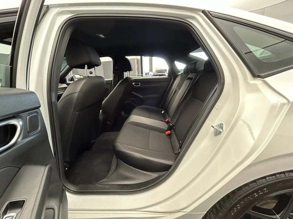 Used 2026 Platinum White Pearl Honda Sport image 39