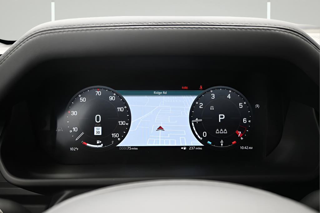 New 2026 Blue Land Rover X-Dynamic SE image 16