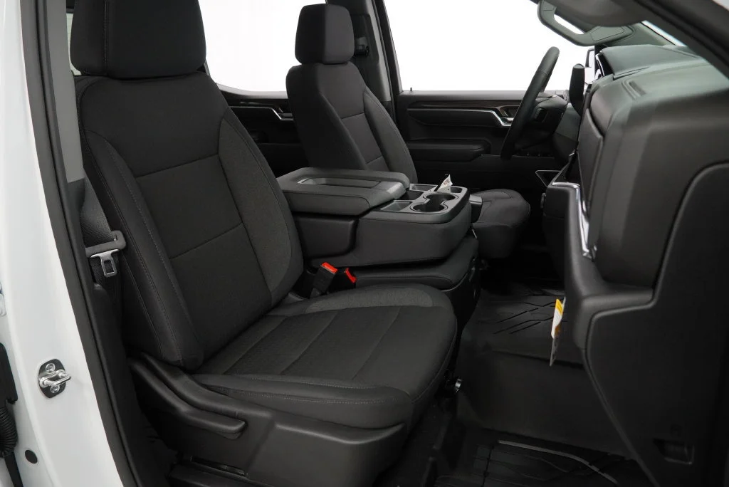 New 2026 Summit White Chevrolet LT image 36