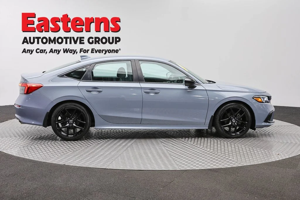 Used 2024 Gray Honda Sport image 4