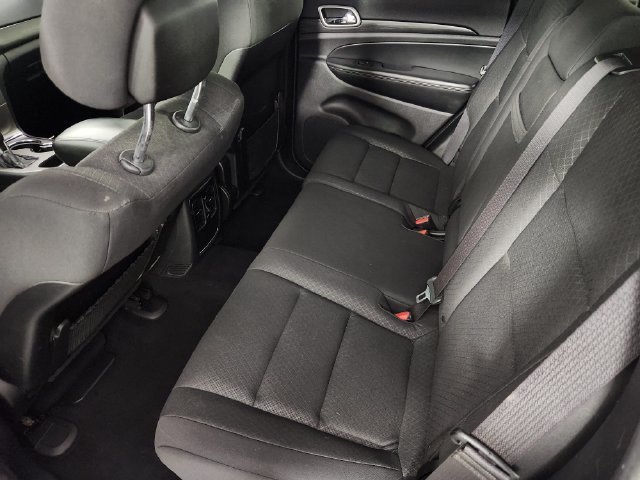 Used 2020 Black Jeep Laredo E image 18