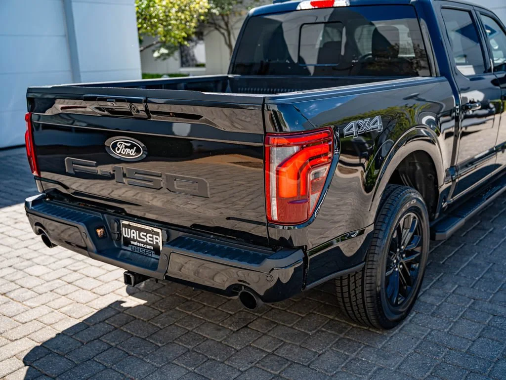 Used 2024 Agate Black Metallic Ford Lariat image 17