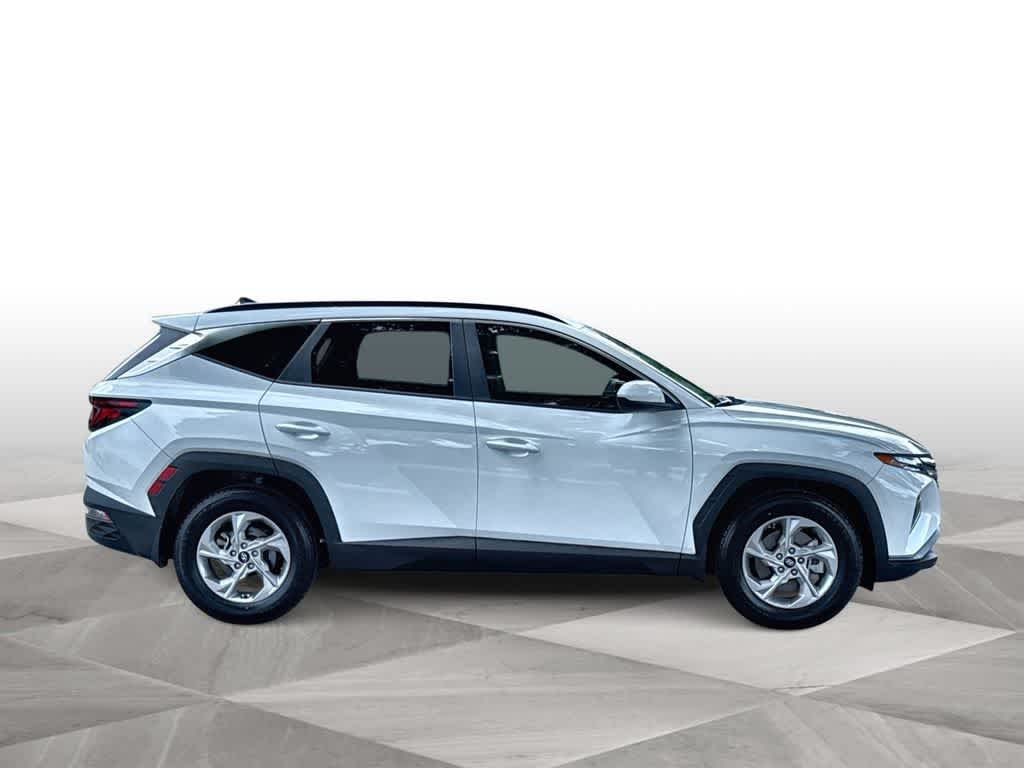Used 2024 White Pearl Hyundai SEL image 9
