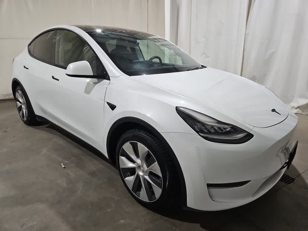 Used 2020 White Tesla Long Range image 8