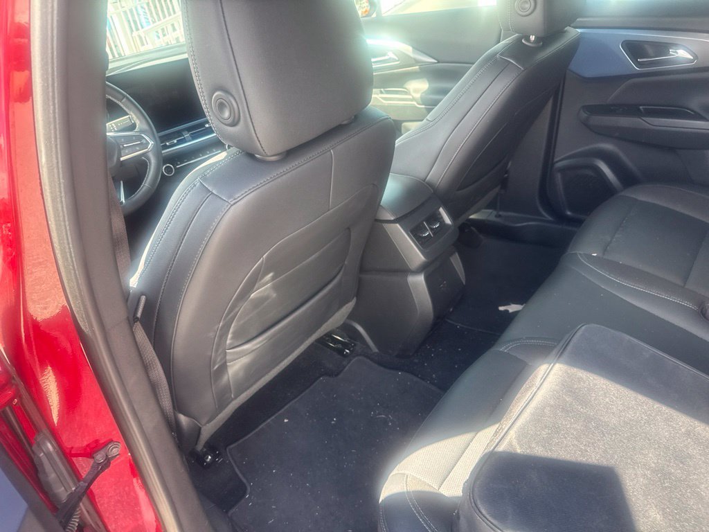 2024 Chevrolet Equinox EV LT - Photo 9