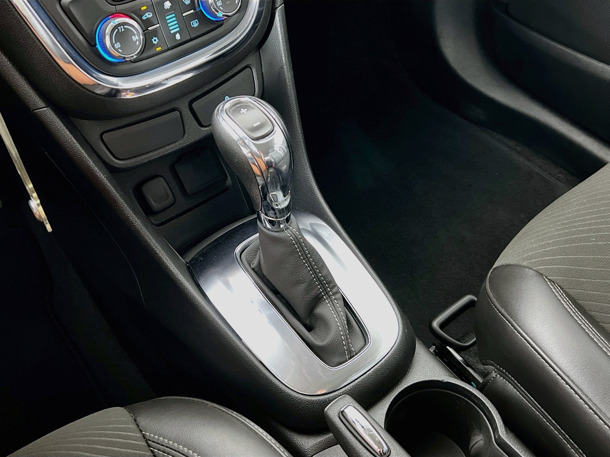 Used 2013 Deep Espresso Brown Metallic Buick CONVENIENCE image 19