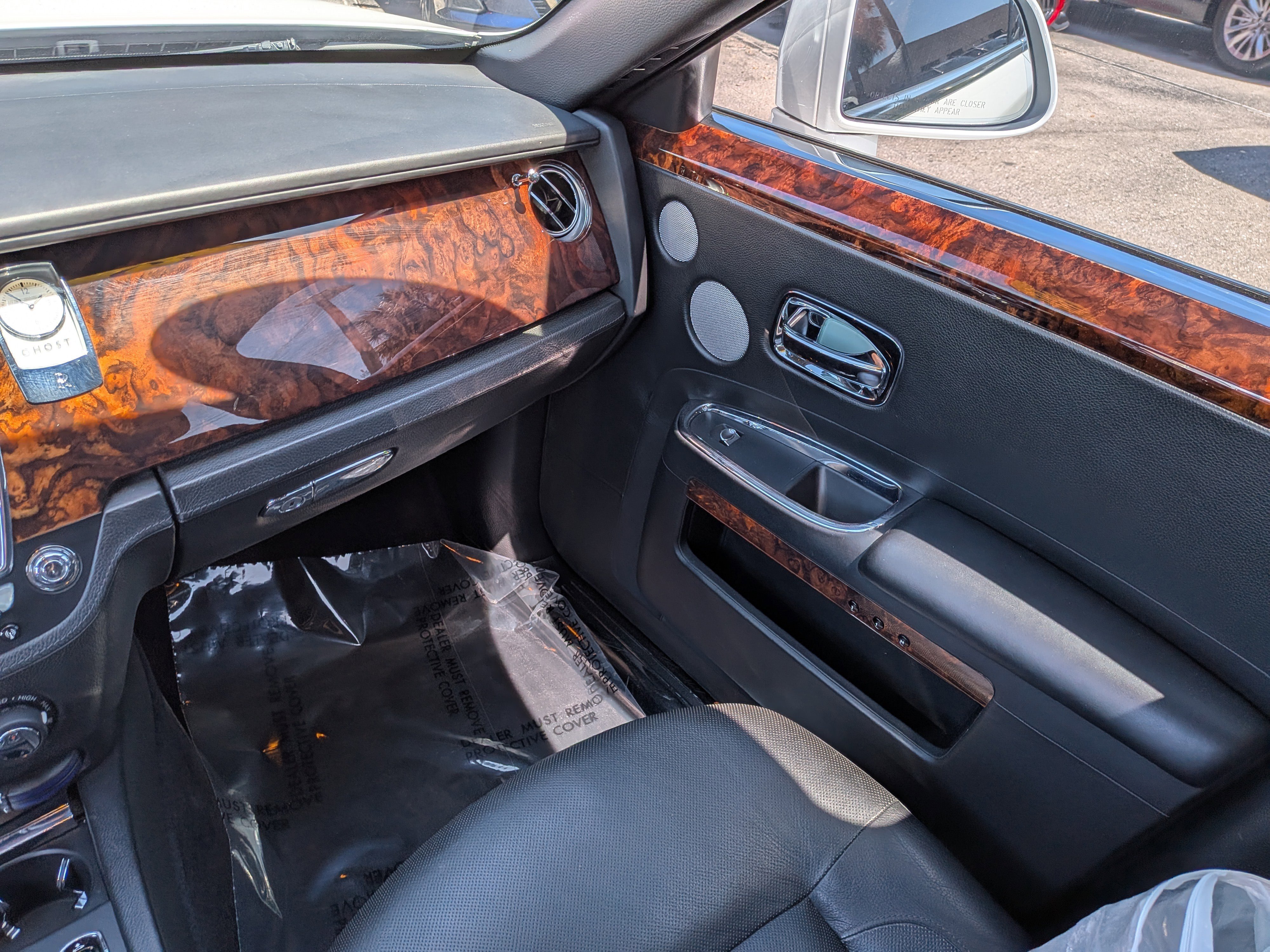 Used 2013 Moonstone Pearl Rolls-Royce Base image 21