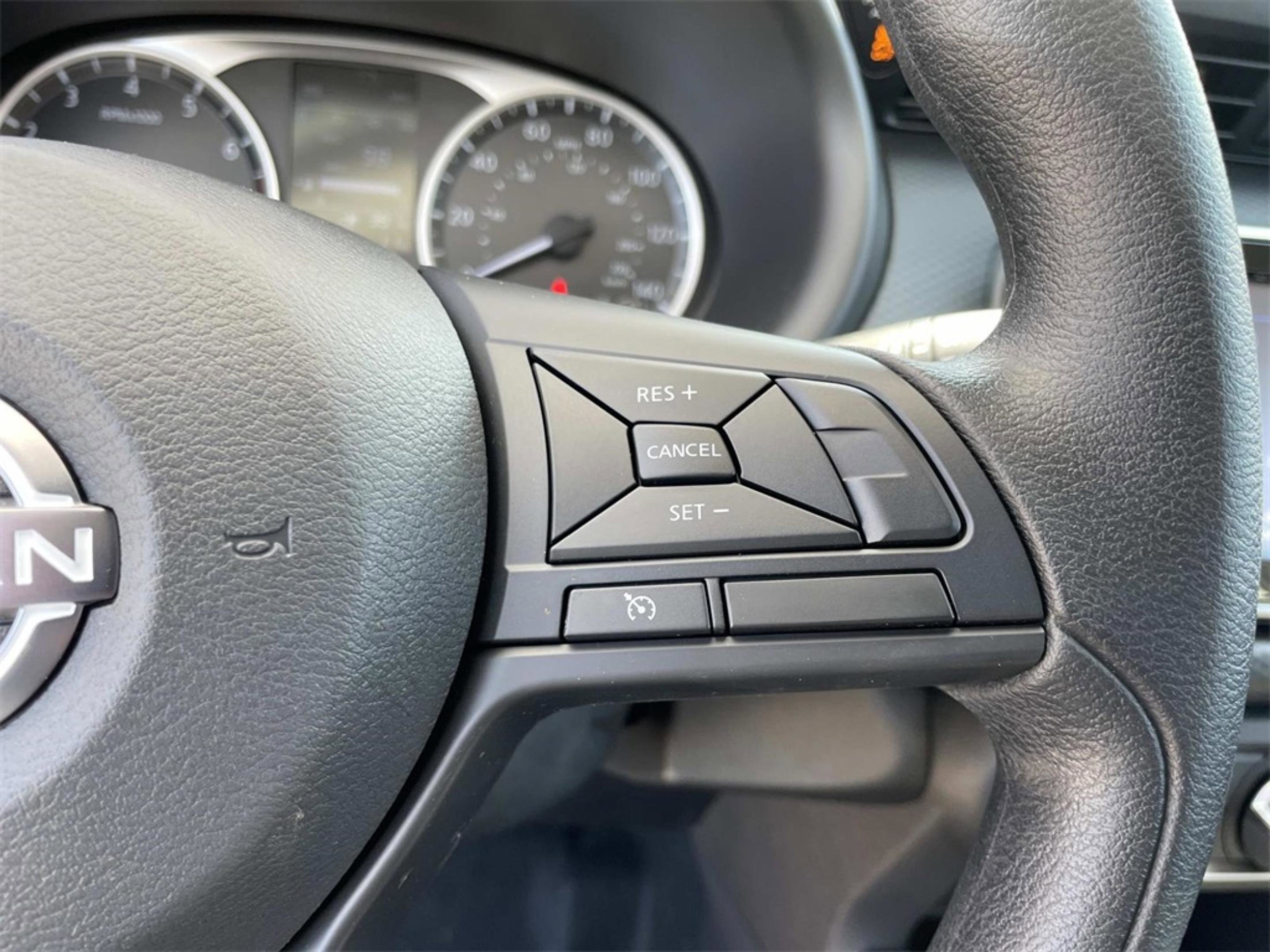 2025 Nissan KICKS PLAY Base - Photo 15