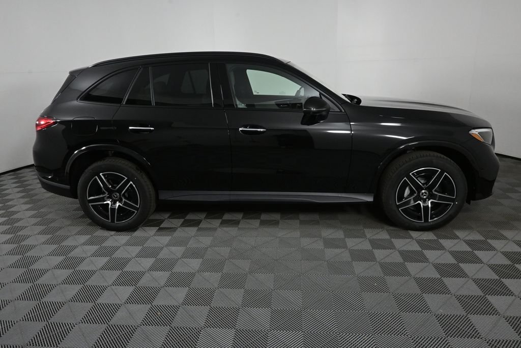 New 2026 Obsidian Black Metallic Mercedes-Benz GLC 300 image 25