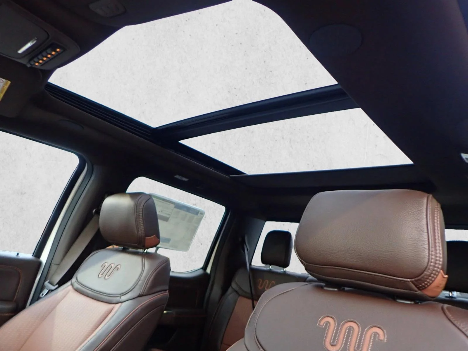 New 2026 Star White Metallic Tri-Coat Ford F-250® King Ranch® image 11